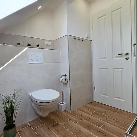 Treehouse Penthouse Uniklinik Apartment